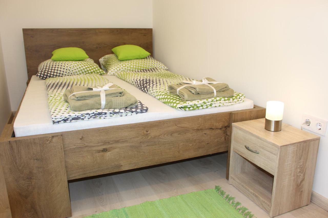 White Stone Apartman Hajduszoboszlo Exterior photo
